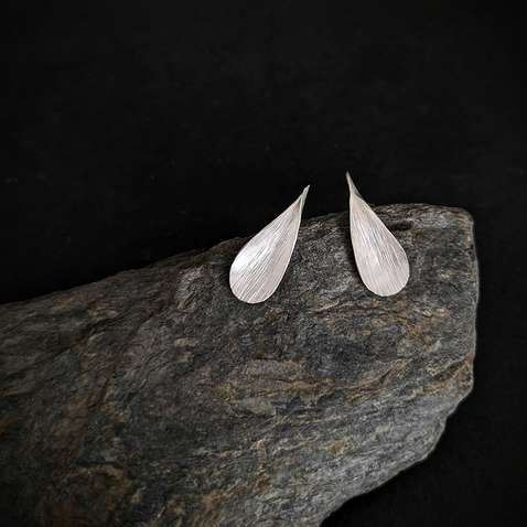 Mari Hirata Earrings | Flitter Studs