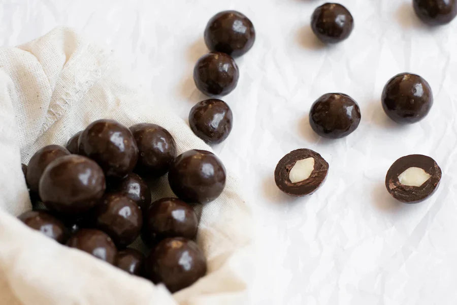 Nutworks Dark Chocolate Macadamias 75g