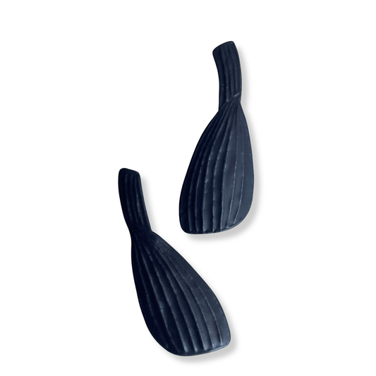 Gabi Harris Earrings | Black Fennel Studs