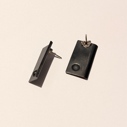 Gabi Harris Earrings | Black Rectangle Dot Stud