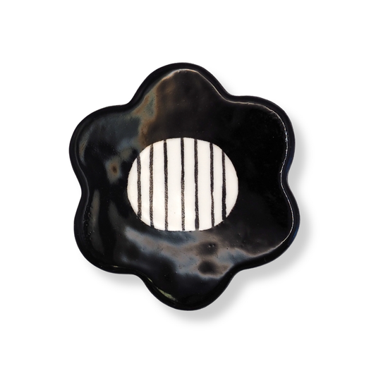 Kathy Gardiner Brooch | Black Poppin Poppies