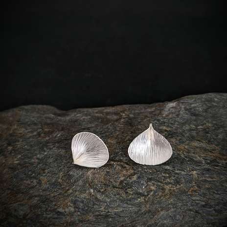 Mari Hirata Earrings | Flutter Studs