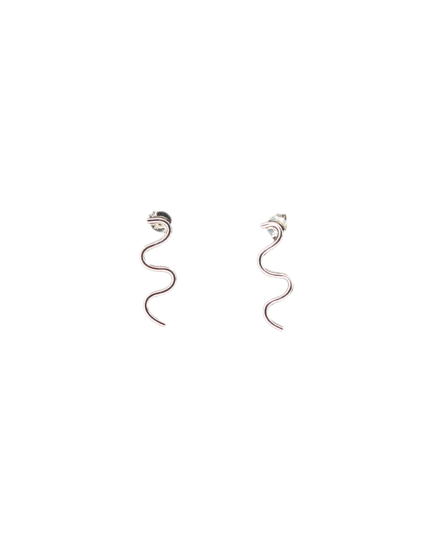 Xiao Earrings | Worm Studs